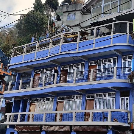 West Point Backpackers Hostel Дарджилинг Экстерьер фото